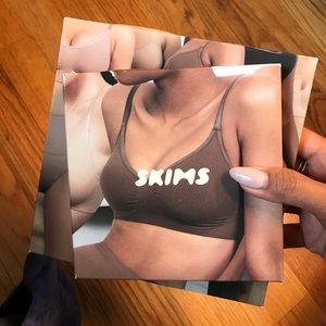 BNIB SKIMS set (size S/M in onyx)
